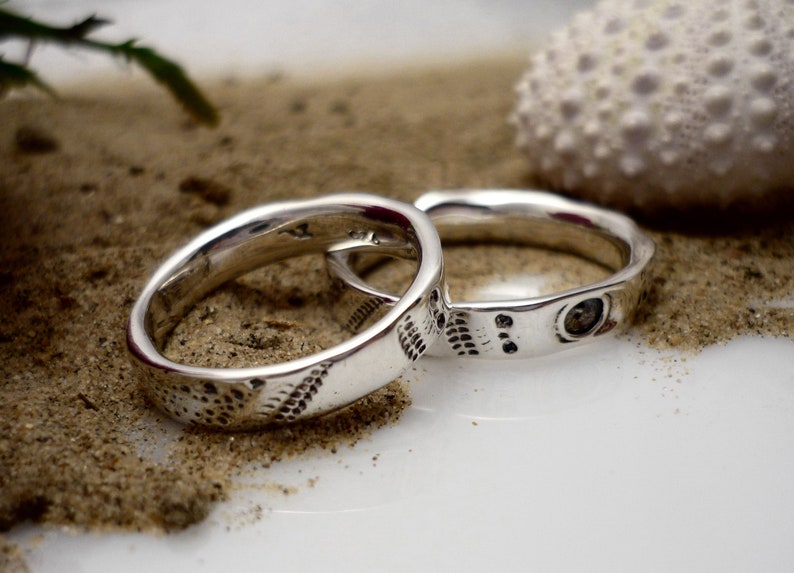 His and hers wedding rings set, silver wedding bands set, set alliances, engagement ring, nature ocean inspired wedding ring, simple bands image 1