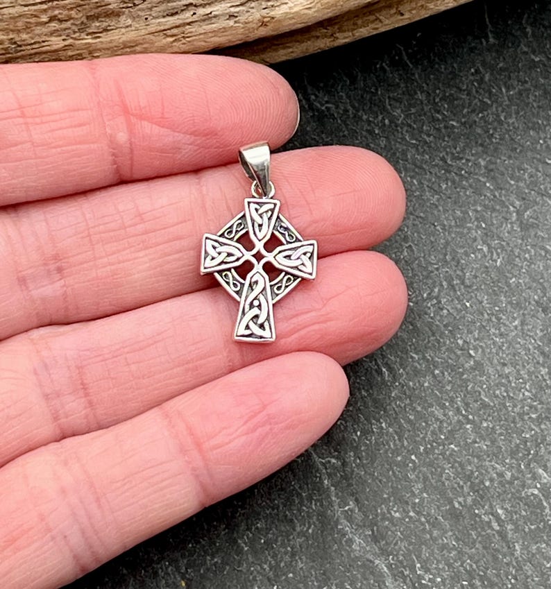 Sterling Silver Celtic Knot Cross Pendant - Etsy