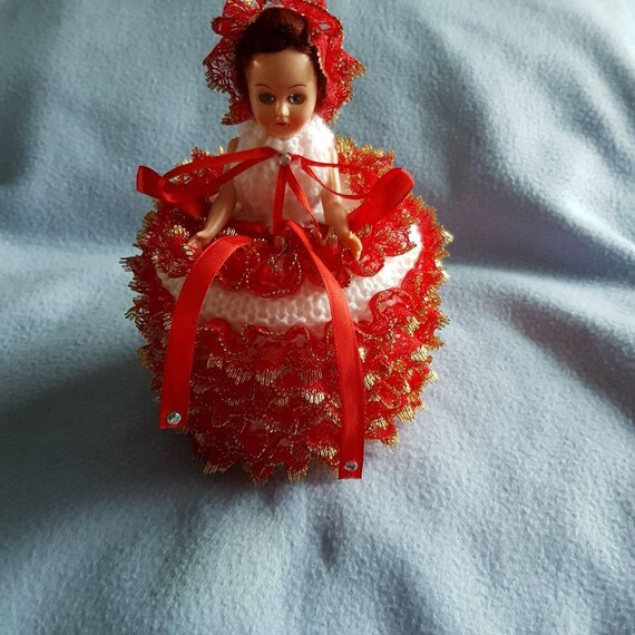 doll over toilet roll