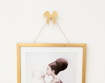 Gold Ribbon Bow Wall Hook