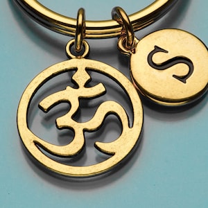 Om Symbol Keychain, Small Gold Om Symbol Key Ring, Yoga Charm, Initial Keychain, Personalized Keychain, Custom Keychain, Charm Keychain, 919