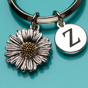 Daisy Keychain SMALL White Flower Keychain Flower Keyring