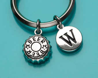 Cerveza botella tapa llavero, llavero de tapa de botella, cerveza encanto, regalo bebe, inicial llavero, llavero personalizado, encanto llavero, 786