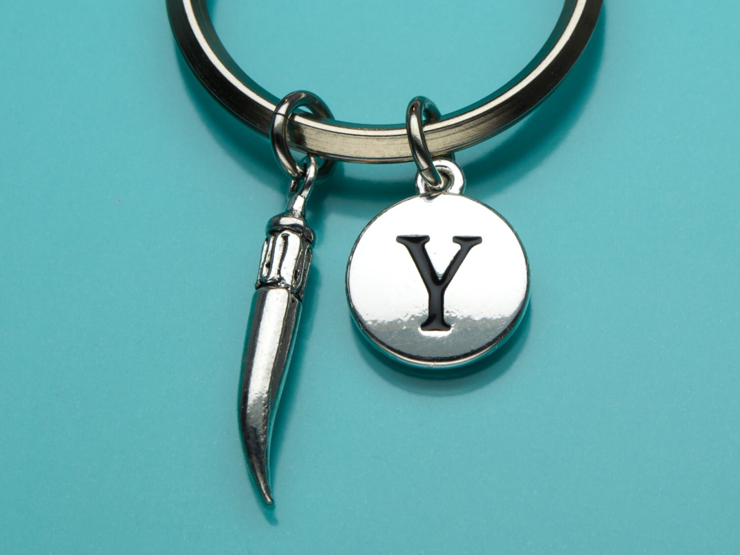 Chained horns Keychain