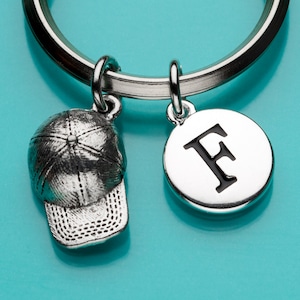 Baseball Cap Schlüsselanhänger, Schlüsselring von Baseball Cap, Team Sport Charme, anfängliche Keychain, personalisierte Keychain, benutzerdefinierte Keychain Charme Keychain, 29