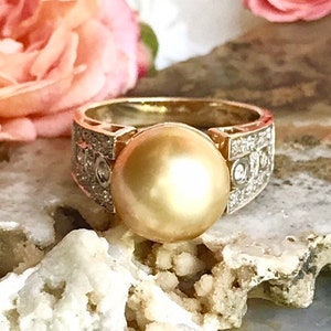 Vintage South Sea Golden Pearl 11mm ring 14K diamonds gold statement ring cocktail