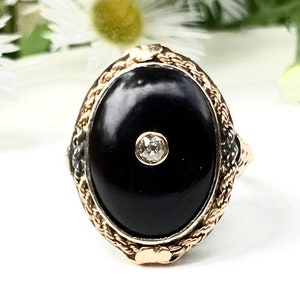 Declaración de compromiso de filigrana de anillo de halo de cadena de diamantes de ónix de oro blanco rosa Art Déco de 14 quilates