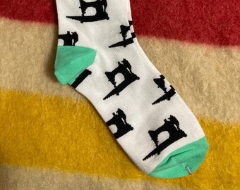 Singer Featherweight Socks - Too Cute!