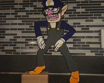 Waluigi Figure