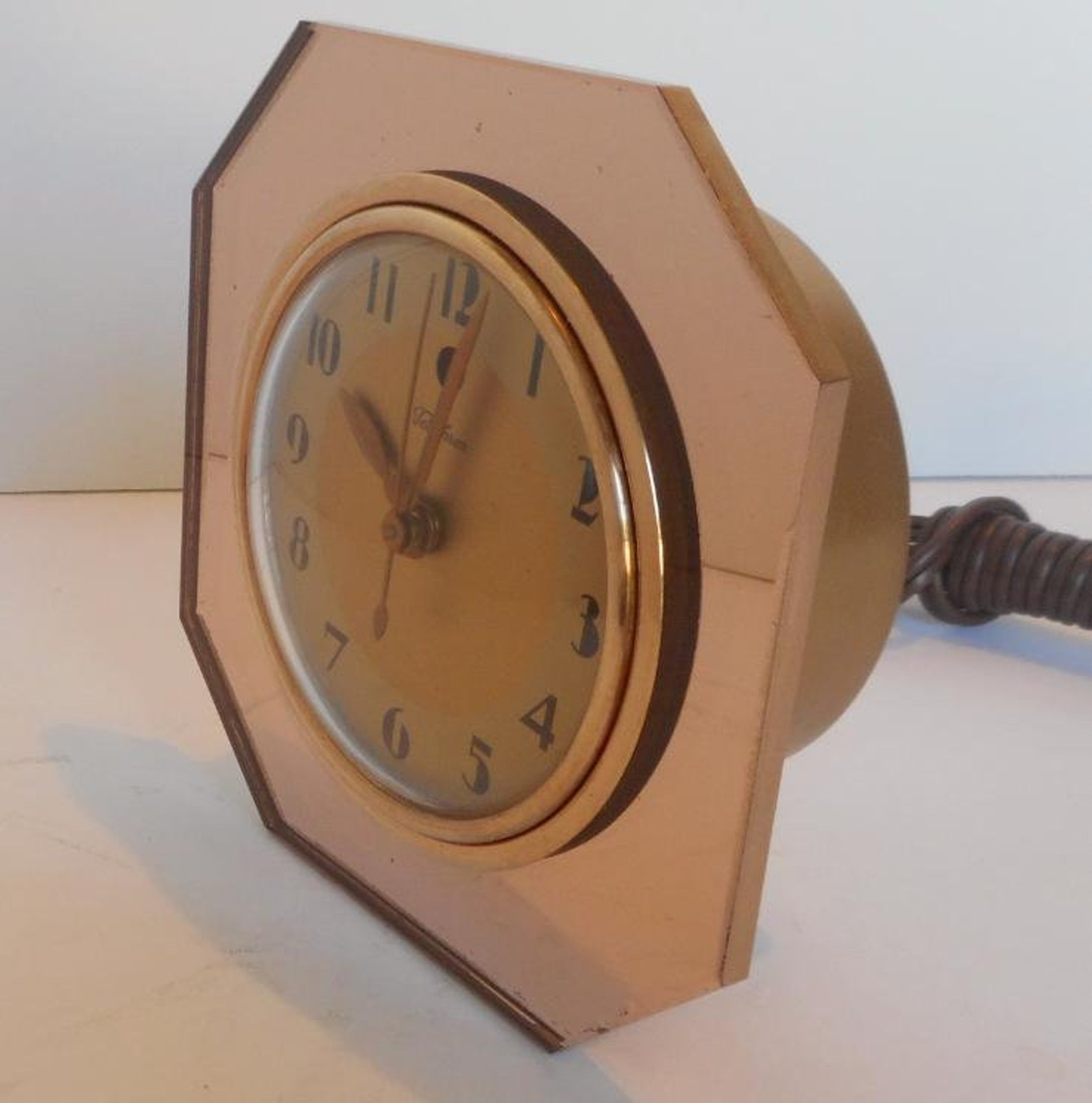 Restored 1938 Telechron 3F65 Iris Desk Clock Etsy