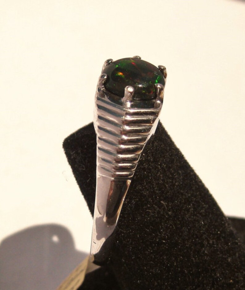 Ethiopian Chalama Black Opal (8mm) Round Cabochon Sterling Silver Ring with Platinum Overlay Size 12.5, No. 1416 bild 4