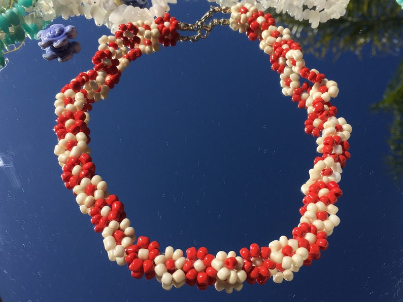 Daisy Beaded Choker,beaded chokerbeaded necklacehippie chokerhippy necklaceboho chokerboho necklaceindie necklacey2k necklacedaisy
