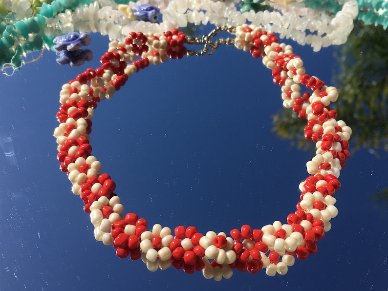 Daisy Beaded Choker,beaded chokerbeaded necklacehippie chokerhippy necklaceboho chokerboho necklaceindie necklacey2k necklacedaisy