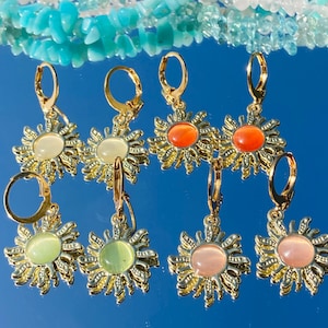 Pendientes de sol de oro, Pendientes de sol, Pendientes hippie, Pendientes hippies, Pendientes boho, Pendientes boho, Pendientes huggie, Huggies de sol, Pendientes indie,