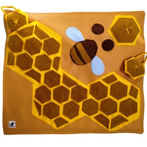 Large beehive interactive snuffle mat with 3D elements • dog treat puzzle • enrichment activity for puppies • perfect dog gift