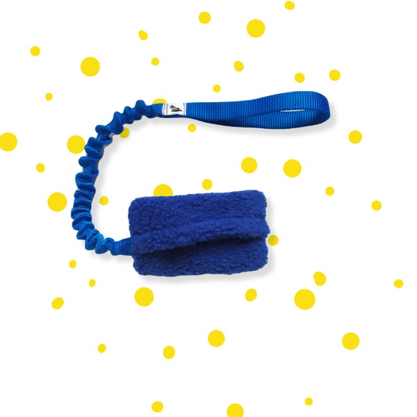 Small treat pocket furry bungee tug | every foodie's must-have | dog training toy