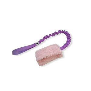 Pequeno brinquedo de bolso para petiscos e puxão de bungee peludo • item essencial para qualquer amante da gastronomia • brinquedo de treinamento para cães