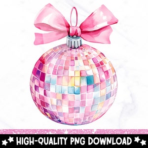 Peut inclure: Une boule de Noël disco rose et blanche avec un nœud rose. La boule est composée de nombreux petits carrés.