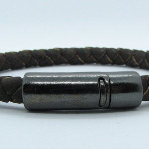 Women&#39;s Braided Cork Bracelet with Magnetic Gunmetal Clasp