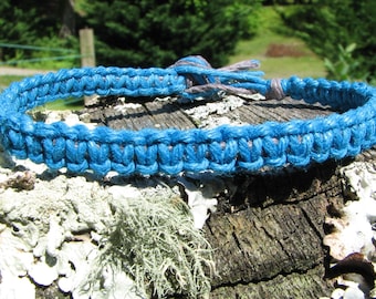 Macrame Hemp Bracelet: Boho Surfer Style, Custom Color