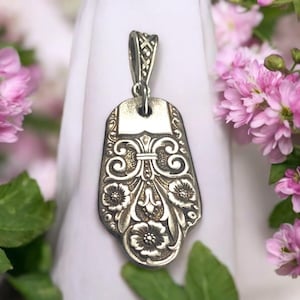Precious Spoon Necklace | Spoon Pendant | Silverware jewelry |Precious Vintage Flatware Pendant | Vintage Necklace| Victorian style pendant