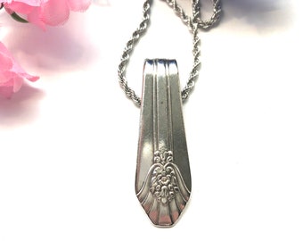 Spoon necklace| Spoon Pendant | Silverware jewelry | Vintage Flatware Pendant , Spoon Necklace, Silver flower, flower pendant. Mother's Day