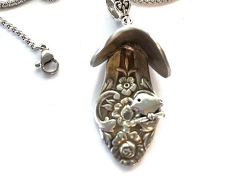 Birdhouse Pendant Necklace| Spoon Jewelry| Birdhouse Jewelry |Birdhouse Necklace| Silverware Jewelry, Spoon necklace, Plantation birdhouse