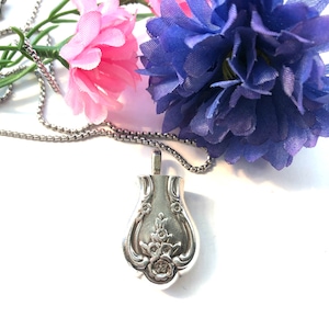 Collar difusor de plata, collar difusor de aceites esenciales de aromaterapia, collar difusor vintage, collar de aromaterapia, difusor