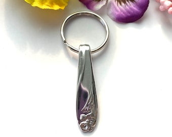 Daffodil Purse Hook Keychain|spoon handle  Keychain | Purse hook |Daffodil key fob| Key finder. key chain finder, eye glass hook,pocket hook