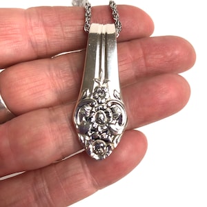 Spoon Necklace | Spoon Pendant | Silverware jewelry | Vintage Flatware Pendant , Spoon Necklace, Silver flower, upcycled spoon,