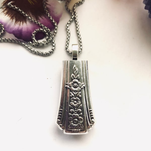 Silverware diffuser necklace, aroma therapy diffuser necklace, Fortune vintage diffuser necklace, Aromatherapy necklace. gift for her