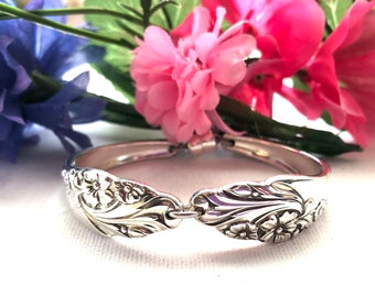 Spoon bracelet, ,Evening Star silverware bracelet, spoon jewelry, silver jewelry, silverware jewelry, Silver bracelet ,1950.  Made in Canada