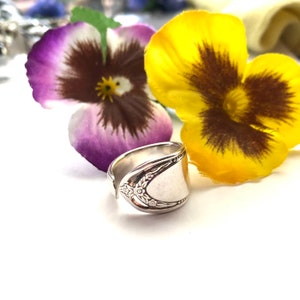 Lovelace size 9 ring, Spoon ring, silverware ring,  silverware ring, Boho ring, silver ring, spoon jewelry, Lovelace ring, 1936 ring