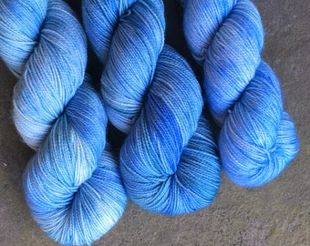 Hand Dyed Yarn. Blue. Sock Weight. Merino. Gigi Bonin. Sky Pilot