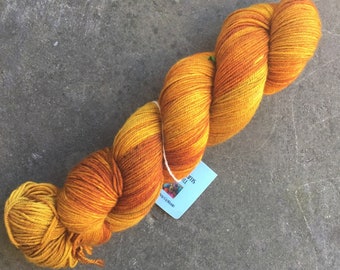 Hand Dyed Yarn. Gold Ochre. Merino. Sock Weight.Gigi Bonin.Nugget