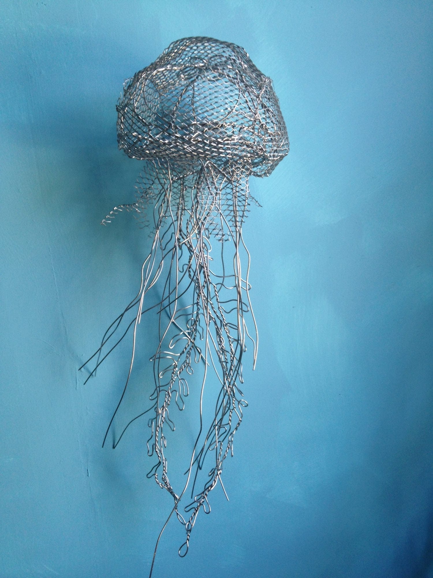 Wire Sculpture Jellyfish 24 by Elizabeth Berrien 