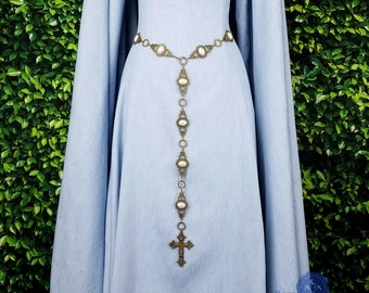Pearl chain belt, Medieval girdle, Renaissance wedding, brass belt, Elizabethan costume, Tudor jewelry, cosplay, plus sizes, MTO Questa
