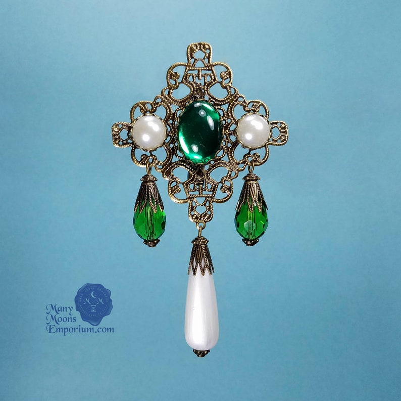 Red Gem Pin Ruby Brooch Jeweled Brooch Bodice Pin Etsy