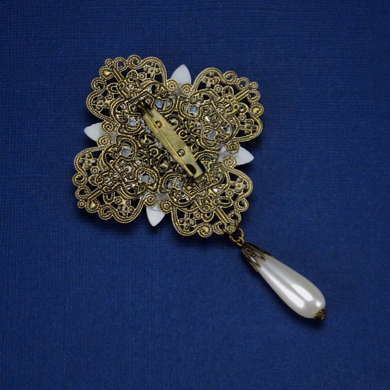 Red Gem Pin Ruby Brooch Jeweled Brooch Bodice Pin Etsy