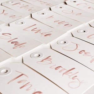 Set van 10 - kalligrafie cadeaulabel, handgeletterd cadeaulabel, plaatskaart bruiloft, huwelijkscadeaulabel, cadeaulabel vakantie, kerstcadeaulabel