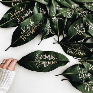 OVERSIZED Fresh Magnolia Leaf Place Card, Greenery Wedding Escort Card, Leaf Place Card, Sustainable Wedding Ideas