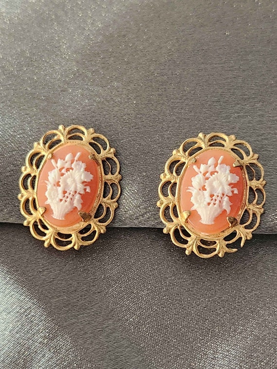 Miriam Haskell signed Basket Cameo Gold Tone Vint… - image 1