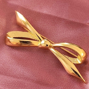 Monet Golden Bow Signed Vintage Brooch Pin