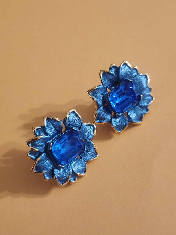 Blue Enameled and Rectangular Rhinestone Flower V… - image 8