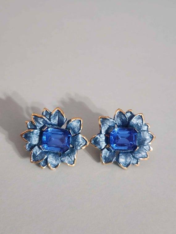 Blue Enameled and Rectangular Rhinestone Flower V… - image 13