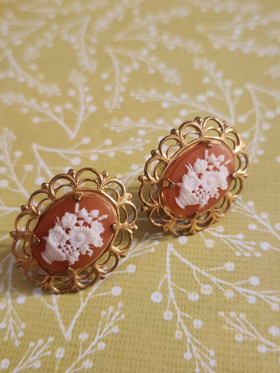 Miriam Haskell signed Basket Cameo Gold Tone Vint… - image 17