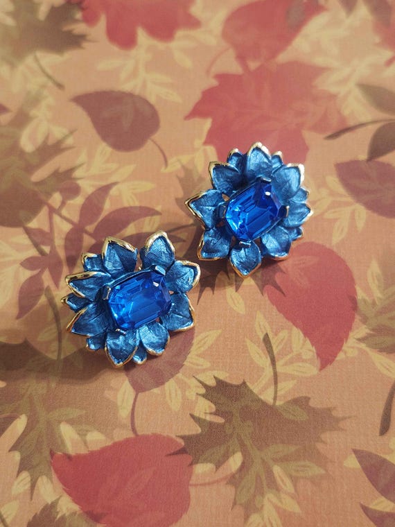 Blue Enameled and Rectangular Rhinestone Flower V… - image 7