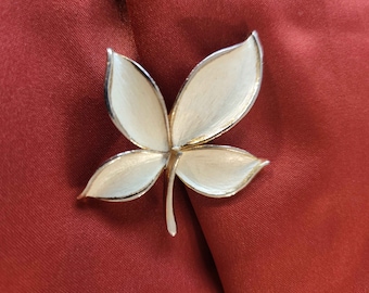 Broche Ancienne En Argent Sterling 925 - Émail Bleu Guilloché Sur Fond Guilloché - Signée Norway - Occasion