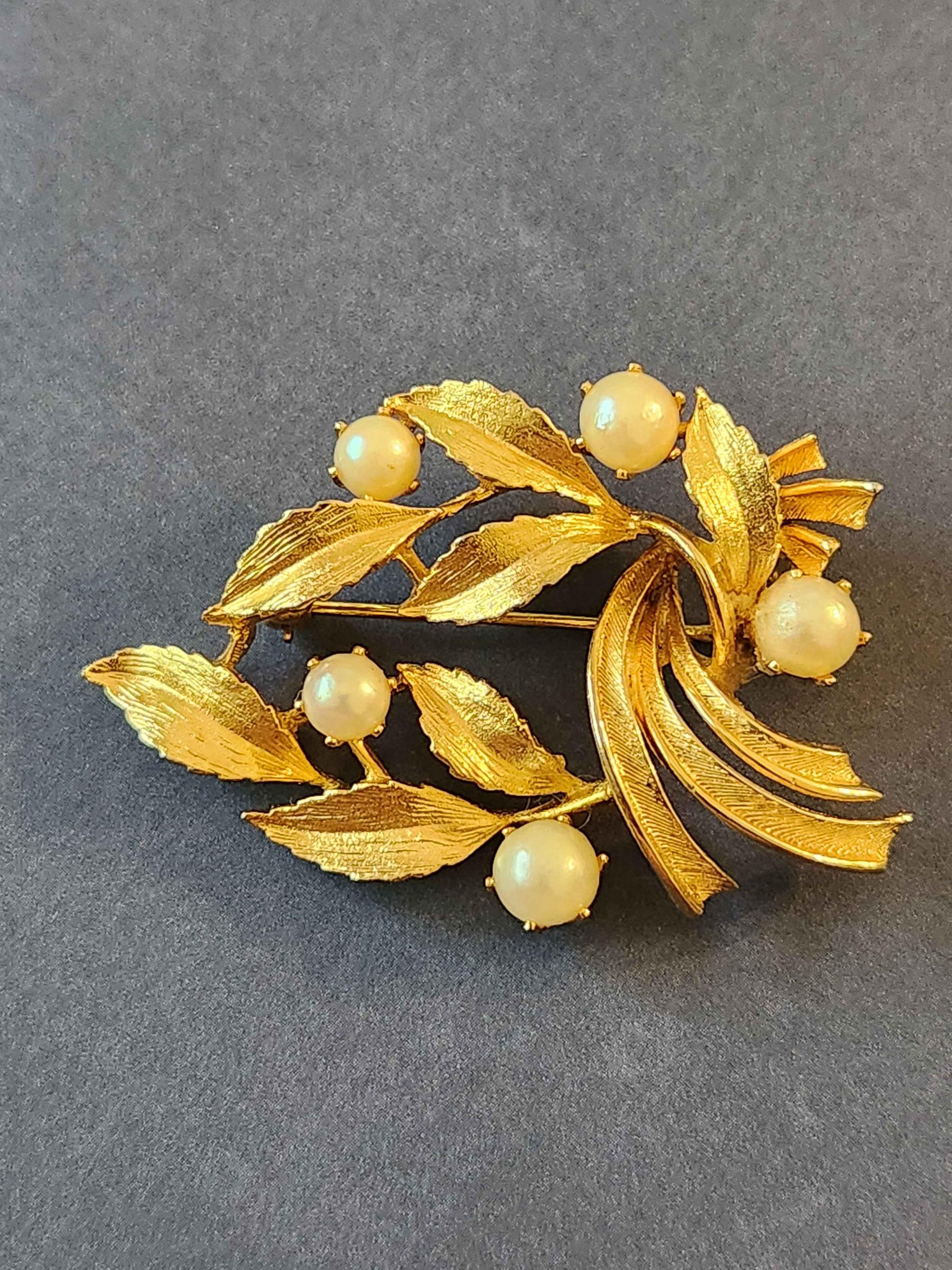 Broche Vintage Signée Lisner 205 - Bijou Ancien Couleur Or Pâle, Parfait état