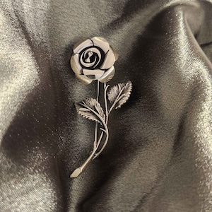 Beau Sterling Silver Rose Vintage Brooch Pin